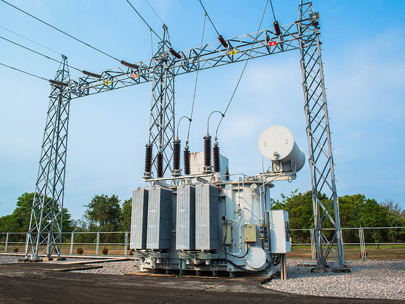 Зачем использовать регулятор напряжения?